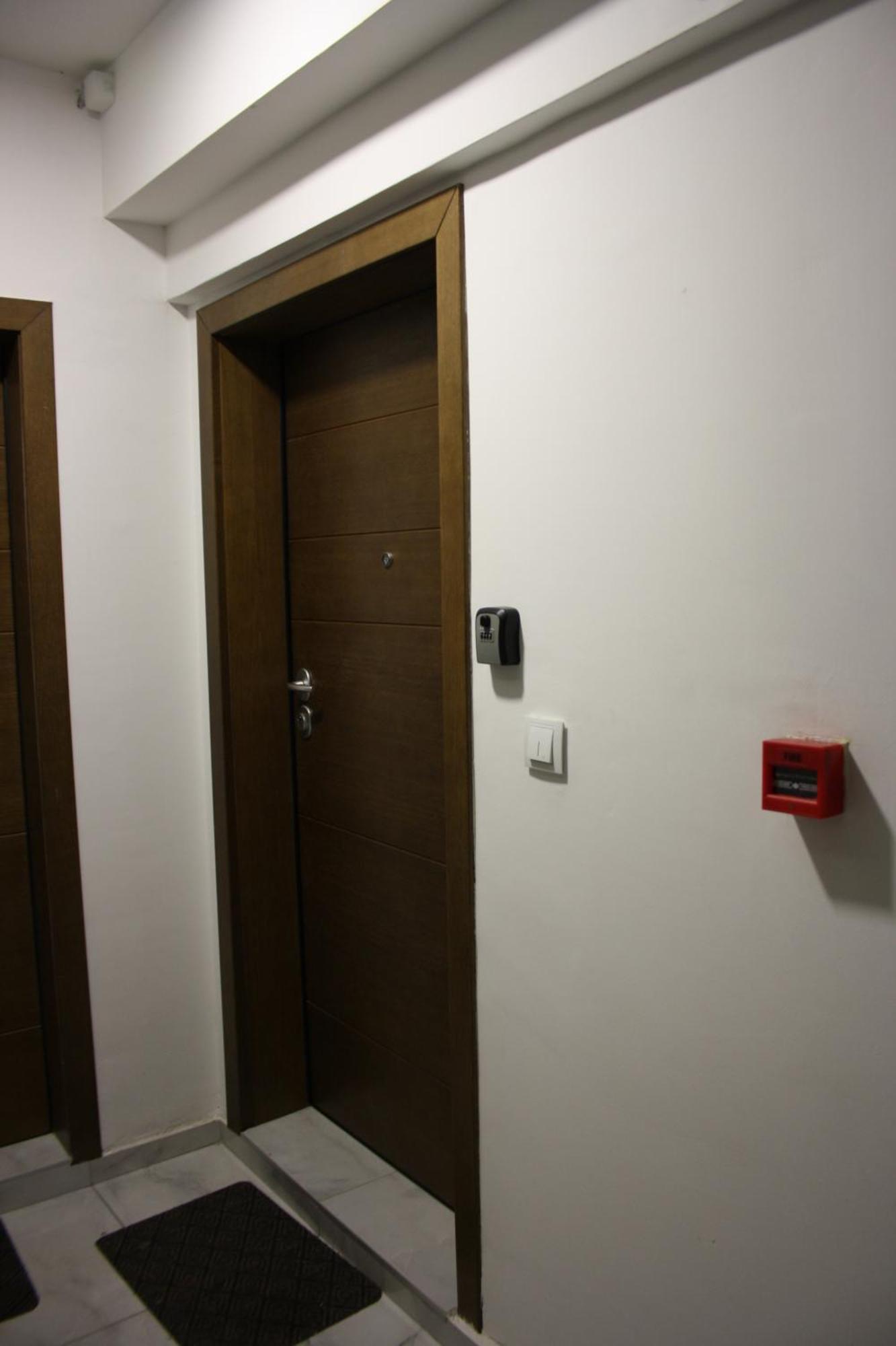 Luxury Apartment Skopje Buitenkant foto